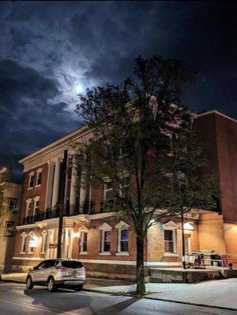 The Y On Broadway Hotel Jim Thorpe Exterior photo